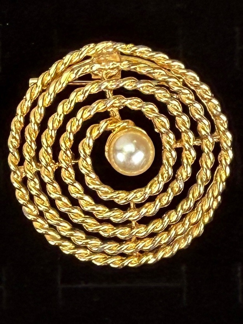 Goldtone Spiral Rope Brooch with Central Faux Pearl Accent